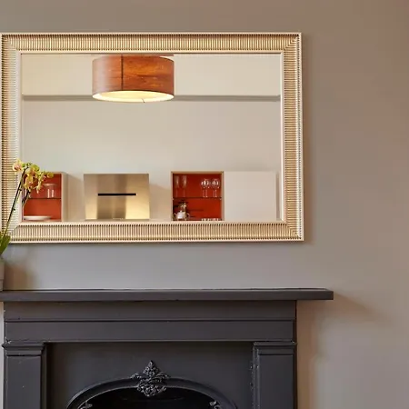 Apartment The Wellington - Your *